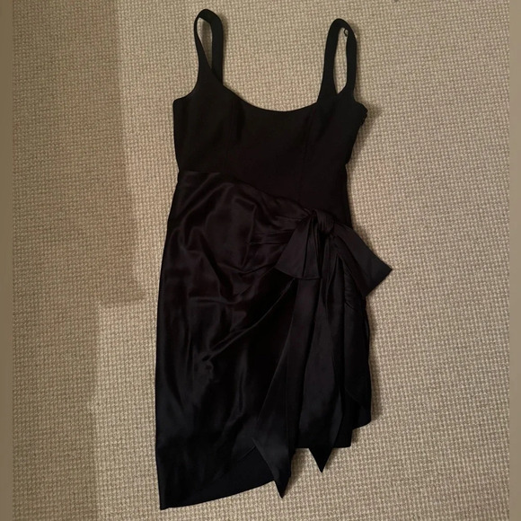 Cinq a sept dress! Love love love this dress - Picture 3 of 4